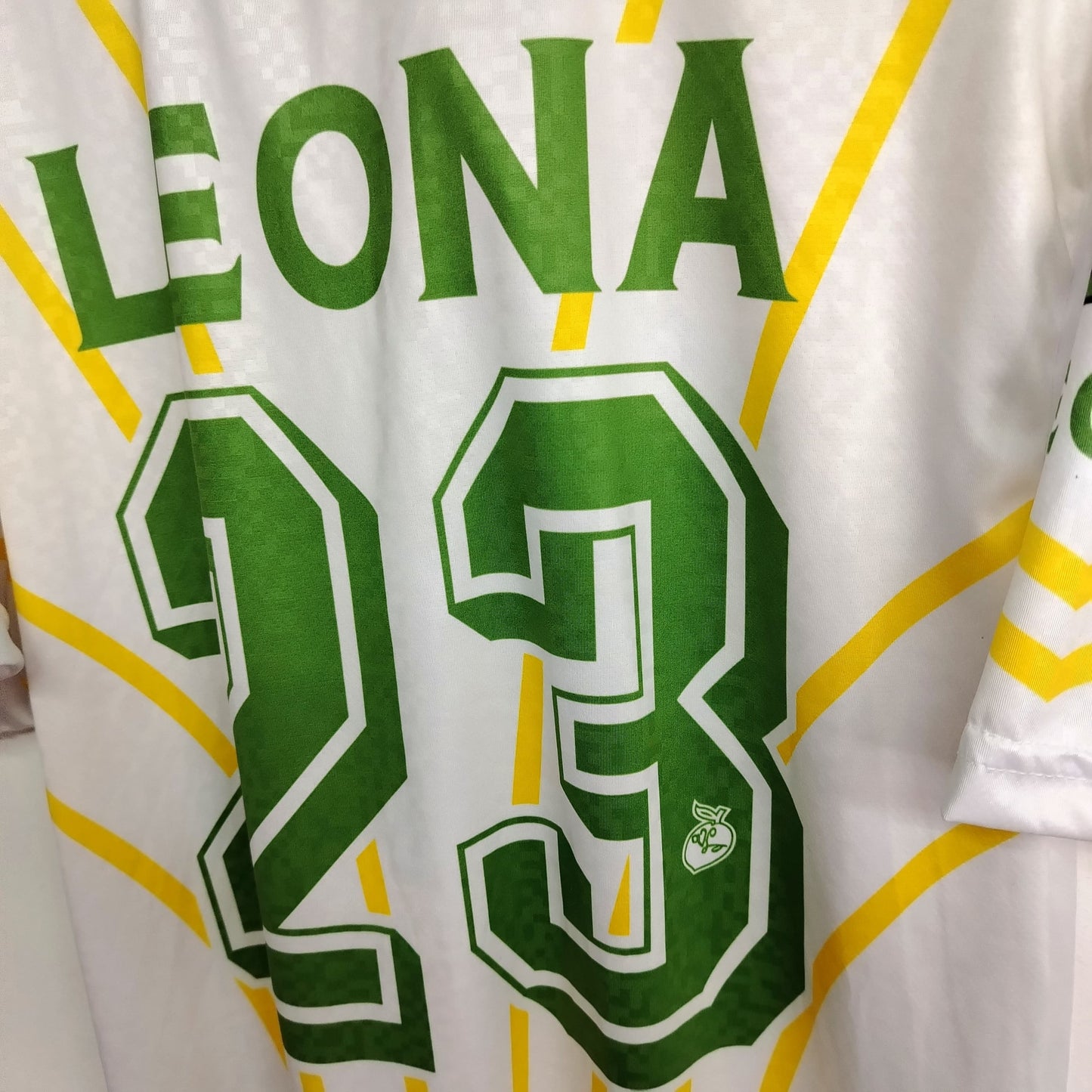 Camiseta Bucaramanga Leona Blanca 1997