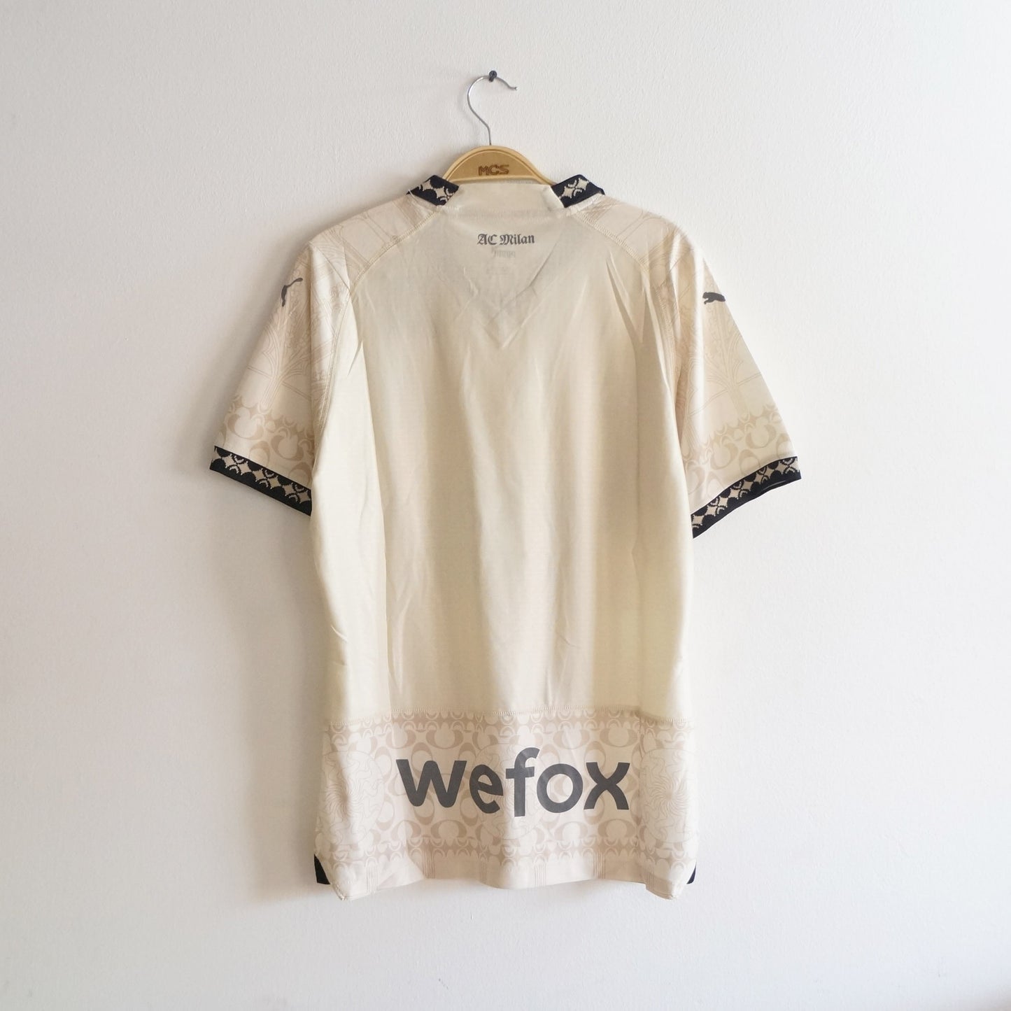 Camiseta AC Milan Pleasures 2023/24