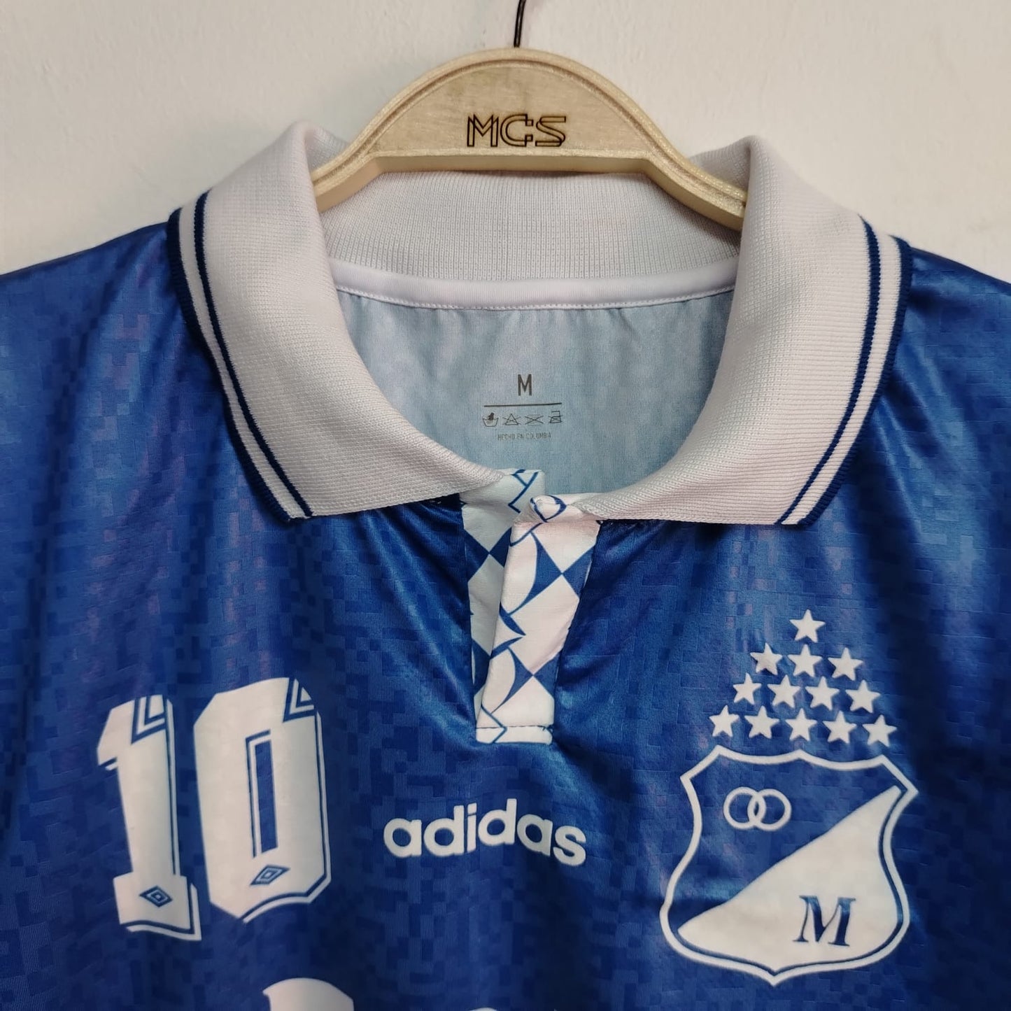 Camiseta Millonarios Leona 1996 Edición Madrid