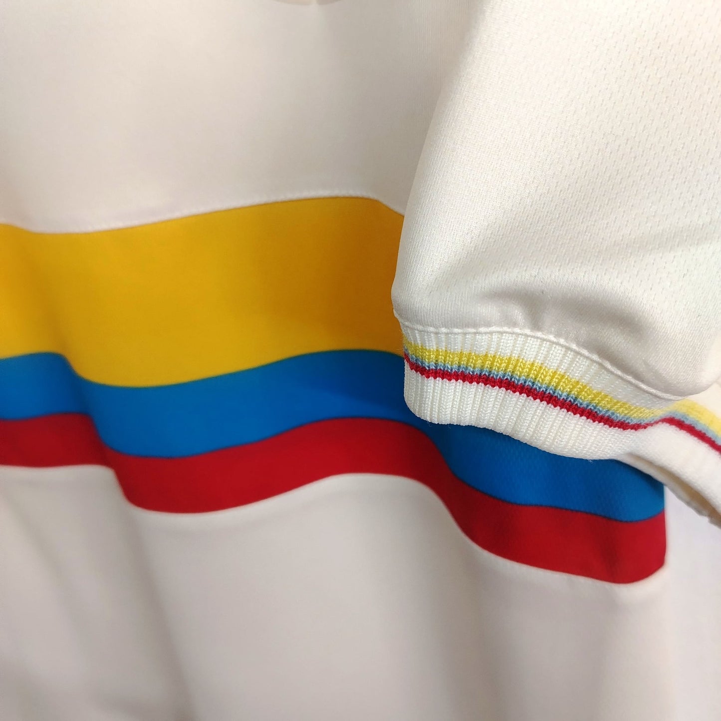 Camiseta Colombia Centenario Versión PRO 100