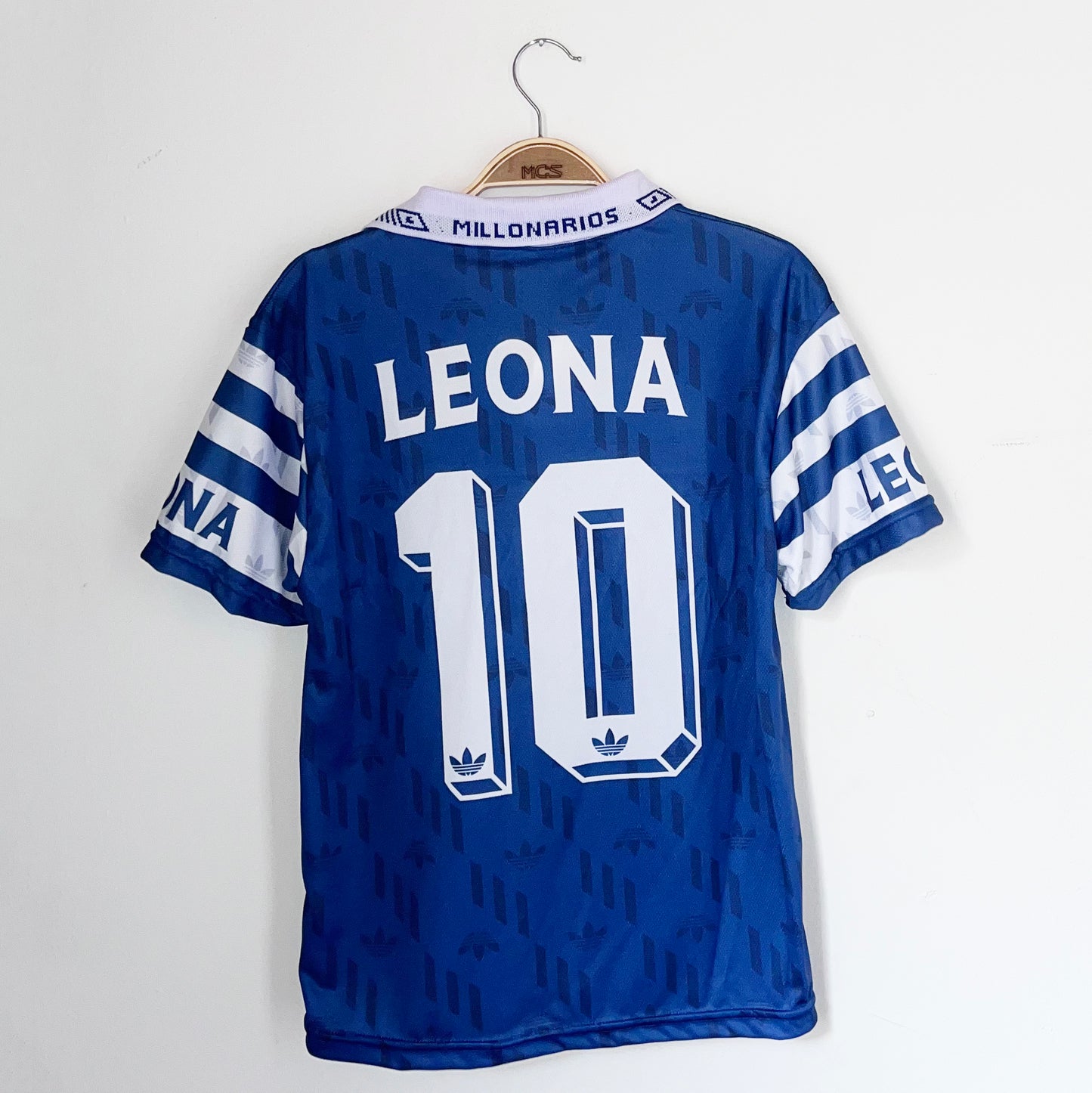 Retro Camiseta Millonarios Leona 1996 (Versión Retro)